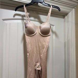 Spanx Seamless Nude Suit Your Fancy Strapless Mid-thigh Bodysuit